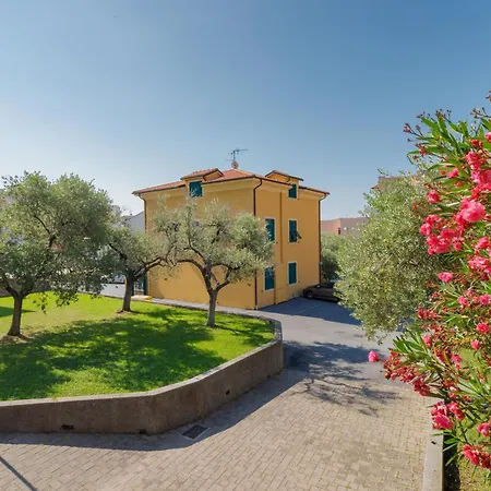 Mizar 2 Daire Pietra Ligure