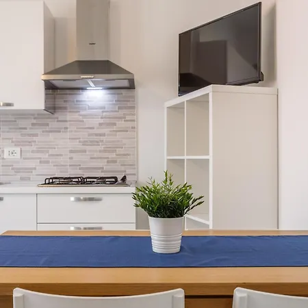 Διαμέρισμα Mizar 2 *