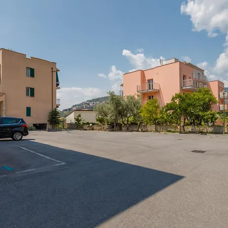 Apartment Mizar 2 Pietra Ligure