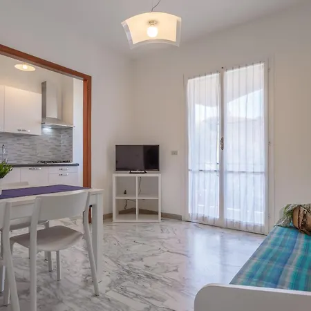 Mizar 2 Daire Pietra Ligure